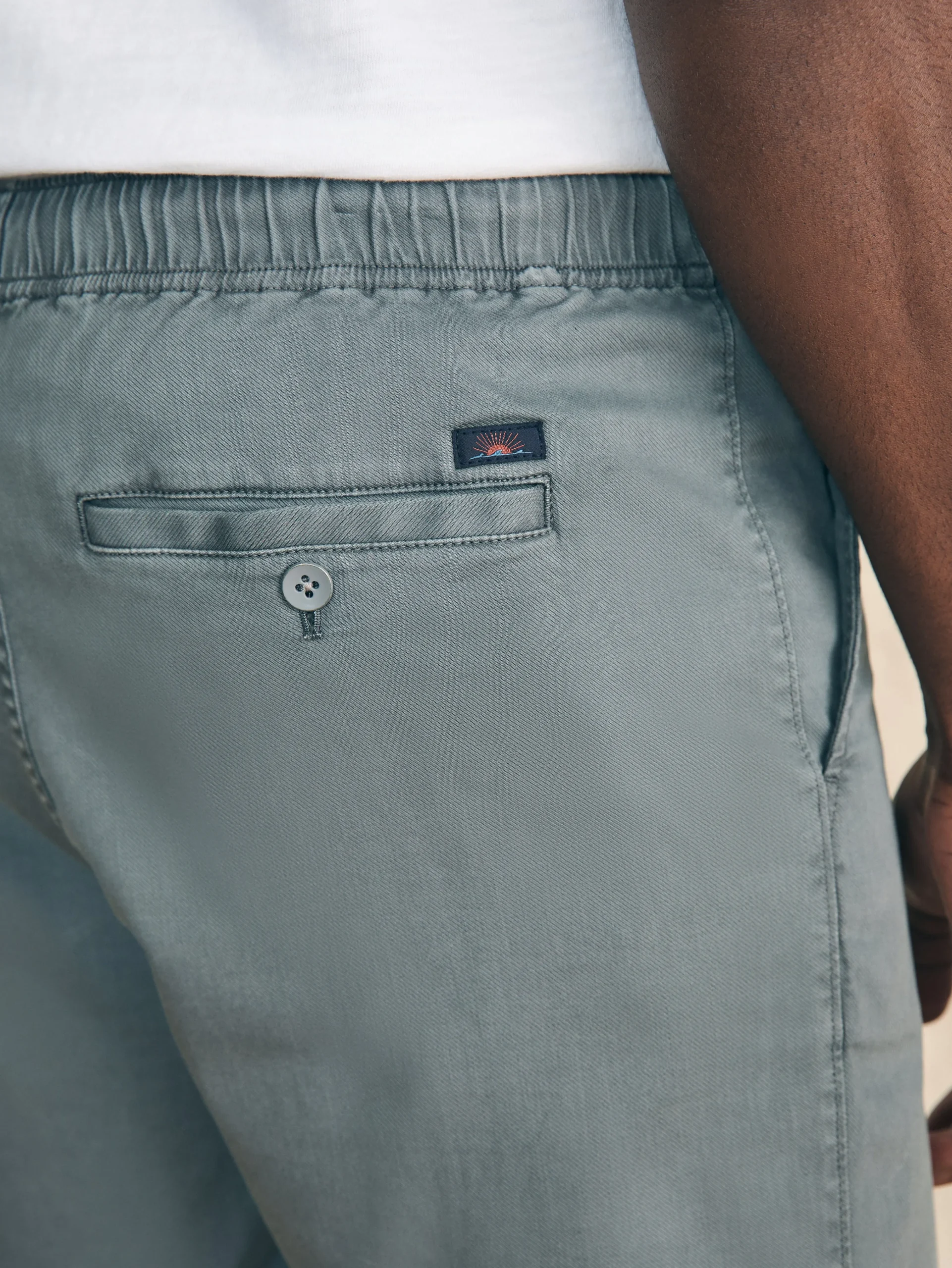 Essential Drawstring Short (6.5" Inseam) -*Faherty Brand Discount