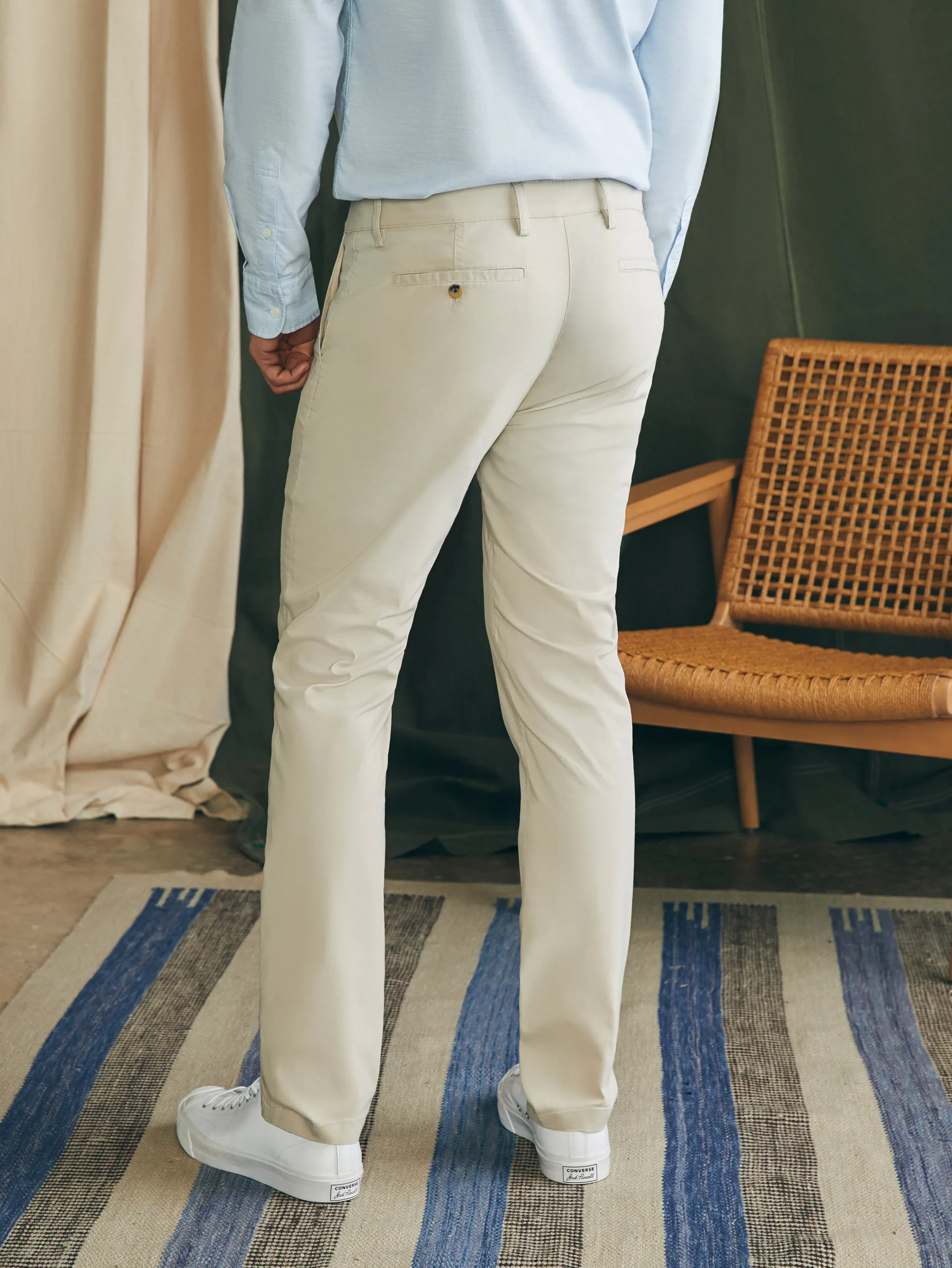 Movement™ Chino Pant (32" Inseam) -*Faherty Brand New