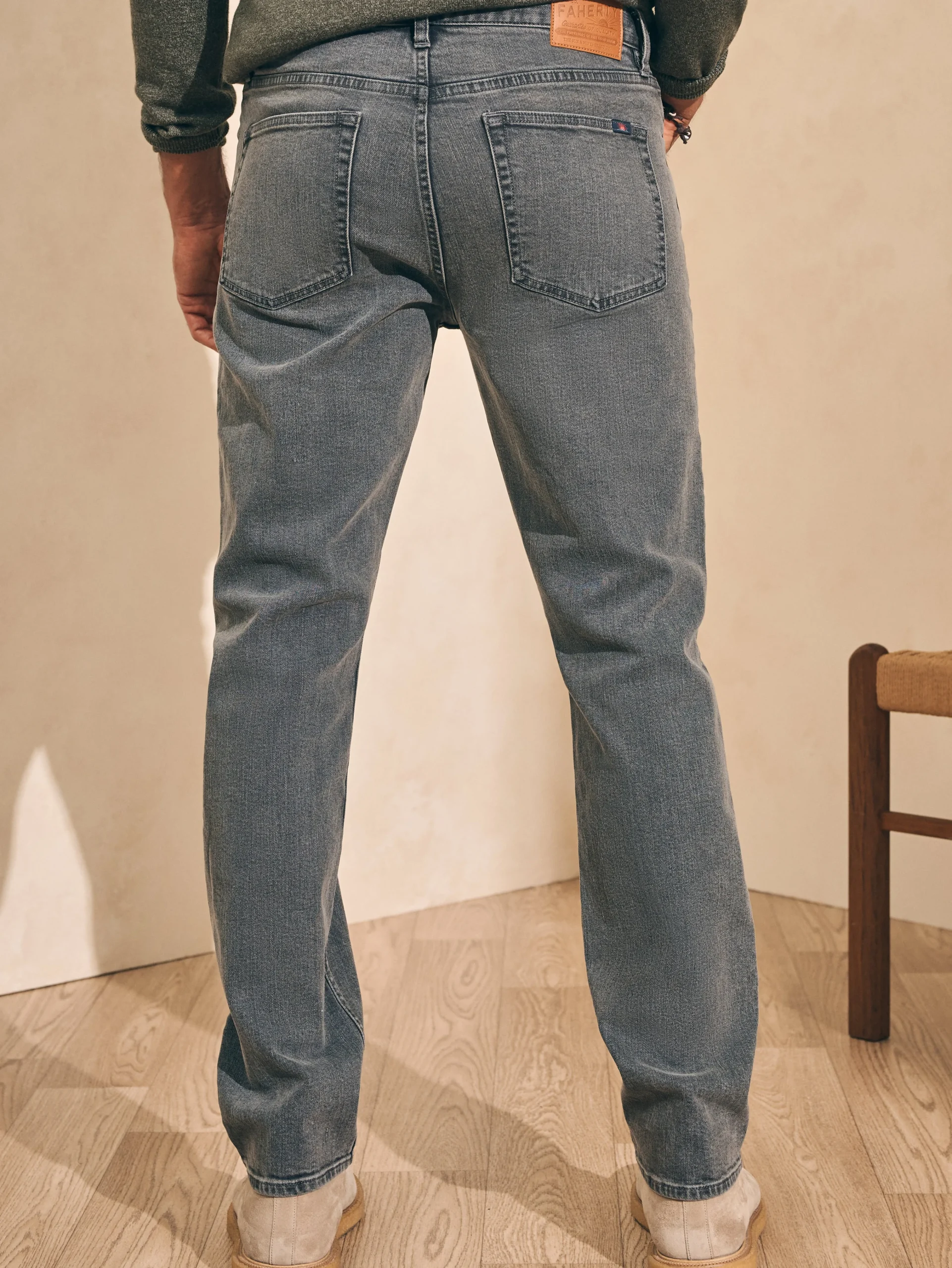 Organic Cotton Slim Straight Denim (32" Inseam) -*Faherty Brand
