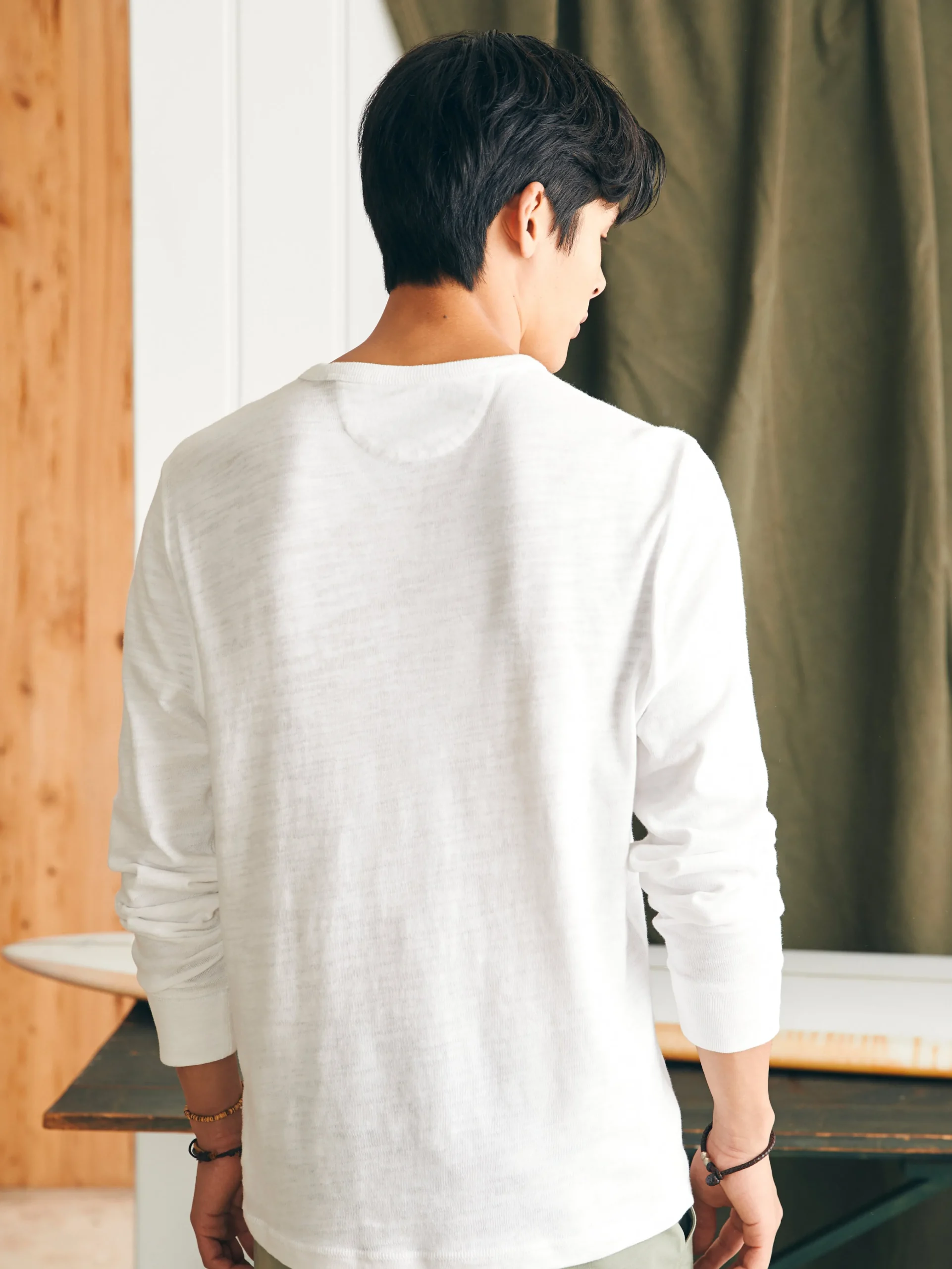 Sunwashed Slub Crew -*Faherty Brand Outlet