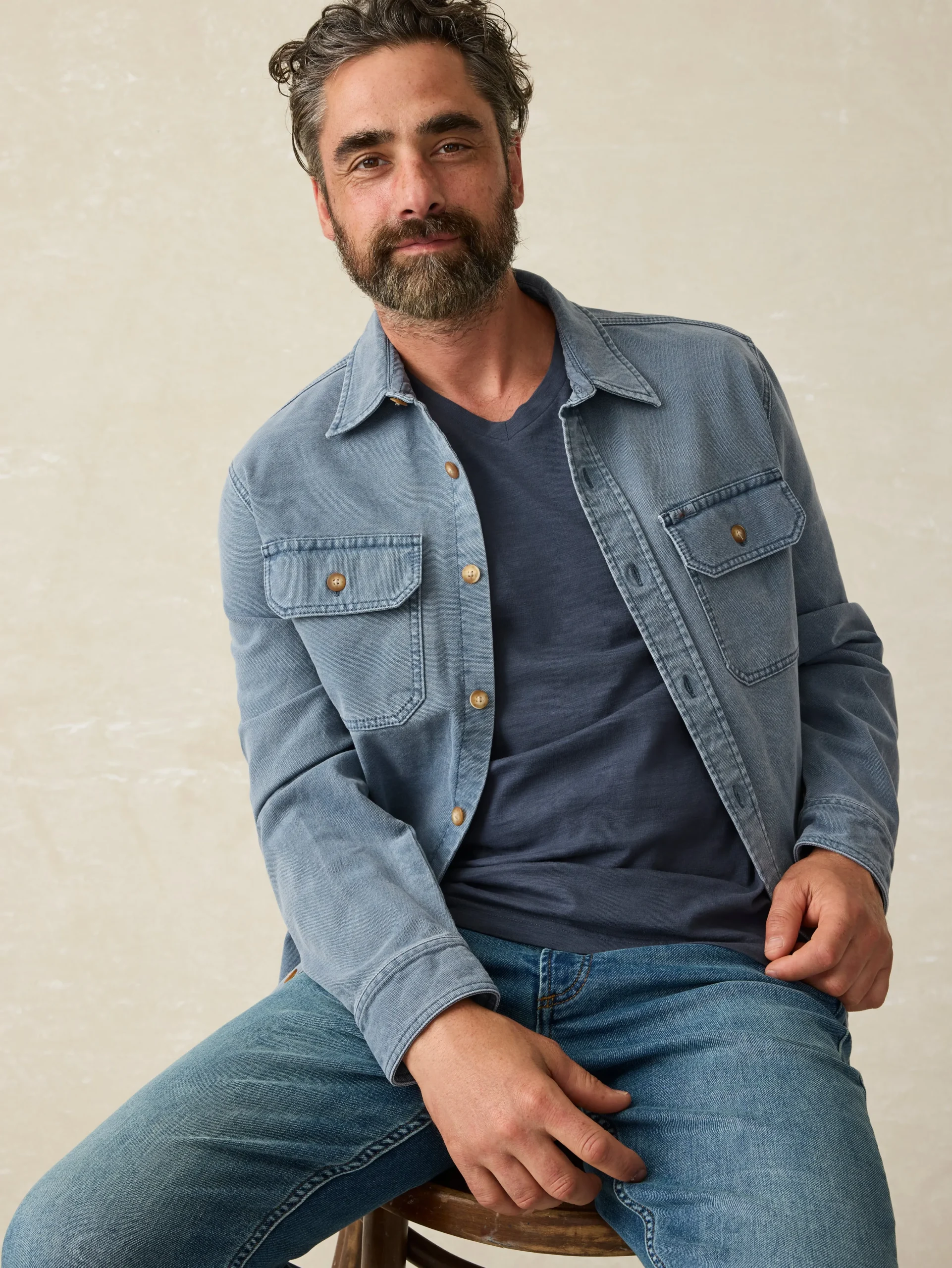 Sunwashed V-Neck Tee -*Faherty Brand