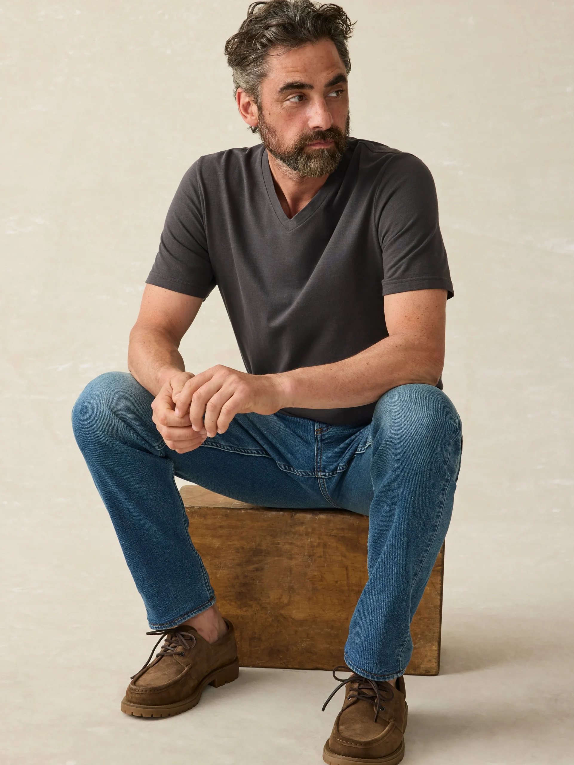 Sunwashed V-Neck Tee -*Faherty Brand Clearance
